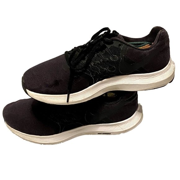 Nike Women Size 7.5 Run Swift Black W White Rarely Worn Well Maintained - Picture 5 of 8